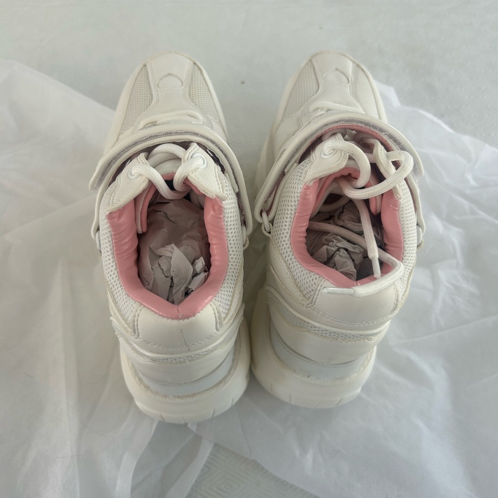Dolls Kill Sugar Thrillz Fairywalker White Platform Sneakers - Picture 5 of 6